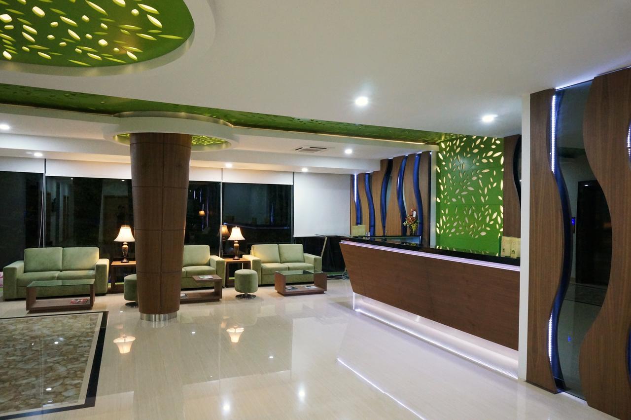 Green Eden Hotel Μανάντο Εξωτερικό φωτογραφία